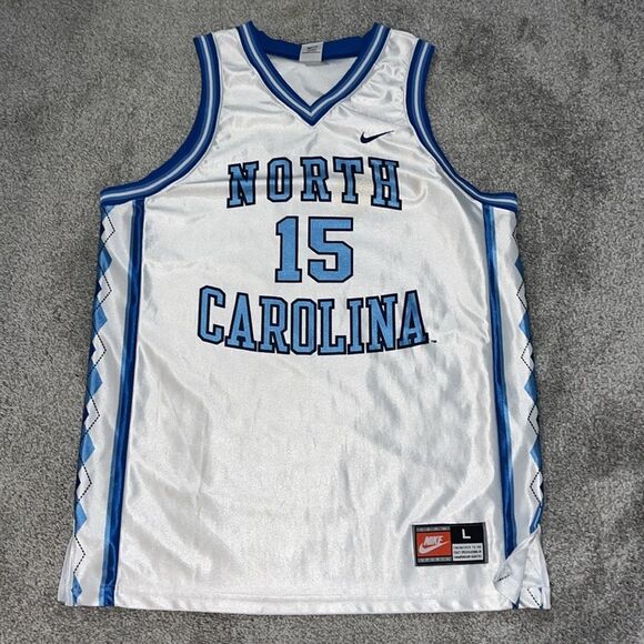 Vintage Nike UNC North Carolina TarHeels Vince Carter USA Made Basketball jersey - Picture 8 of 8